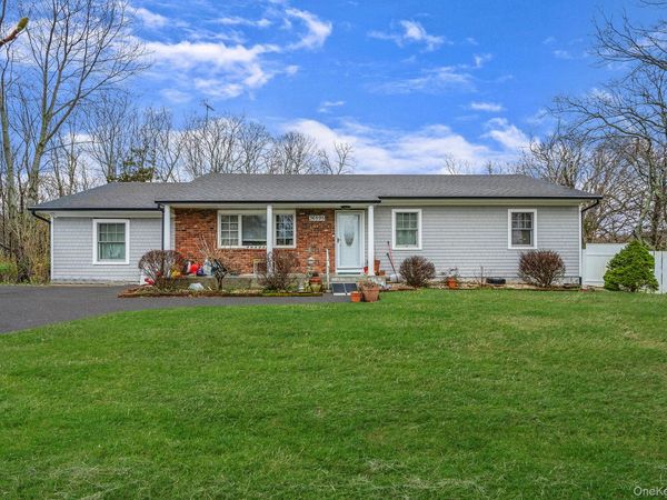 36595 County Road 48, Peconic, NY 11958