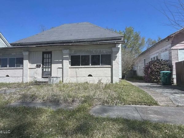 809 Church Avenue, Meridian, MS 39301