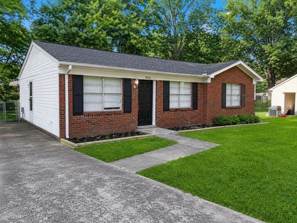 496 GREENVIEW CV, Collierville, TN 38017