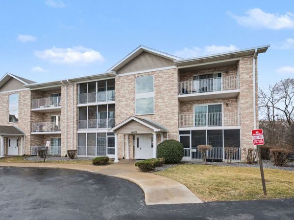 16032 Crystal Creek Drive , Unit 2B, Orland Park, IL 60462