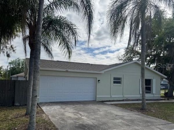 420 ALBATROSS COURT , KISSIMMEE, FL 34759