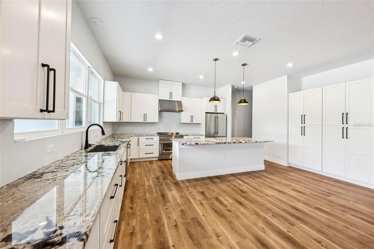 351 Mitnik Drive, Deltona, FL 32738 Photo