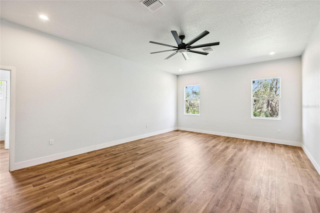 351 Mitnik Drive, Deltona, FL 32738 Photo