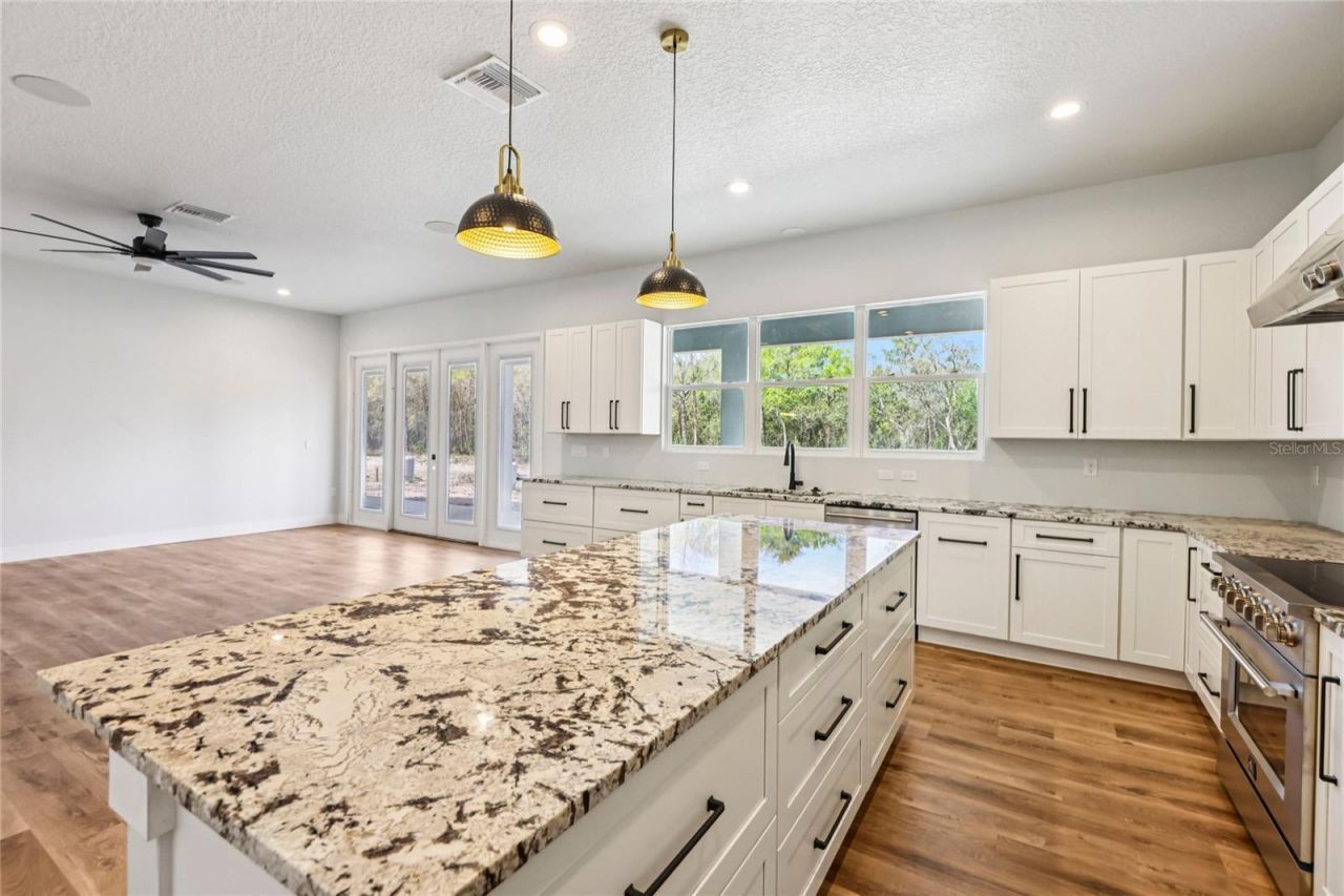 351 Mitnik Drive , Deltona, FL 32738 Photo