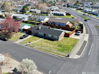 305 N Earl Road Moses Lake, WA 98837