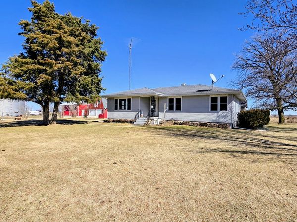 9610 S Swell Road , Kinsman, IL 60437