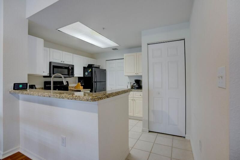 2813 Grande Parkway, Unit 110, Palm Beach Gardens, FL 33410 Photo