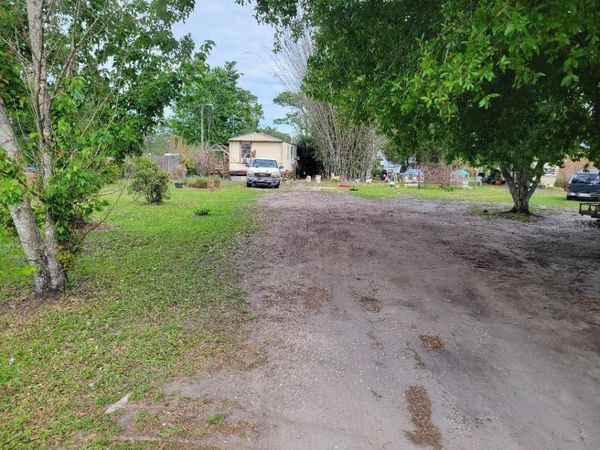 5345 TOPEKA AVENUE , ST CLOUD, FL 34773