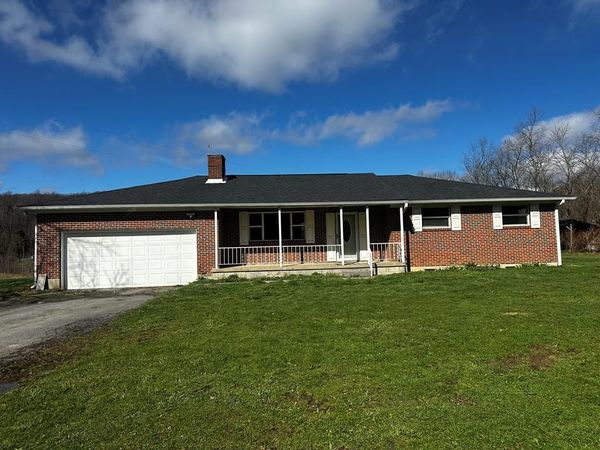 1200 Egeria Road, ODD, WV 25902