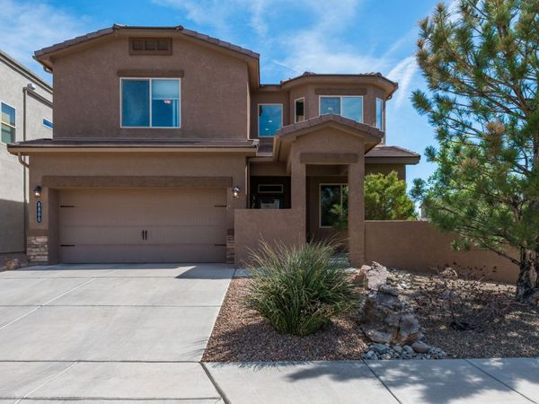 8800 Globe Street NW, Albuquerque, NM 87114