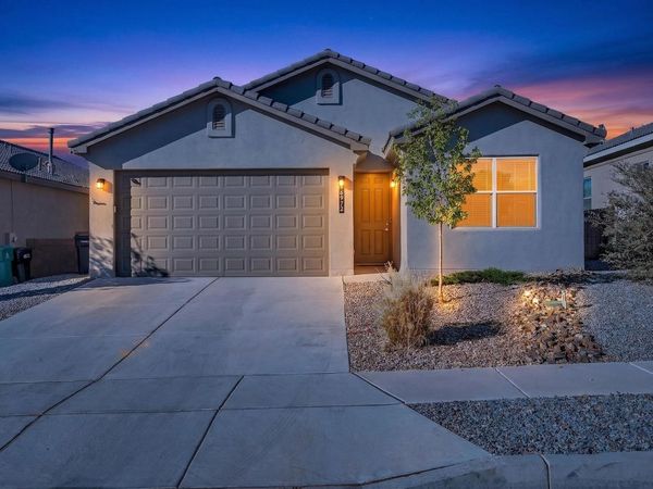 6972 Dusty Drive NE, Rio Rancho, NM 87144