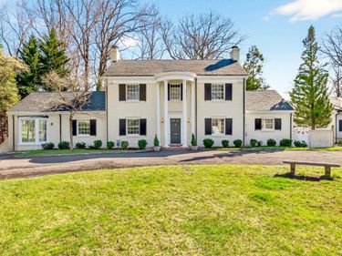 3620 Manton Drive, Lynchburg, VA 24503