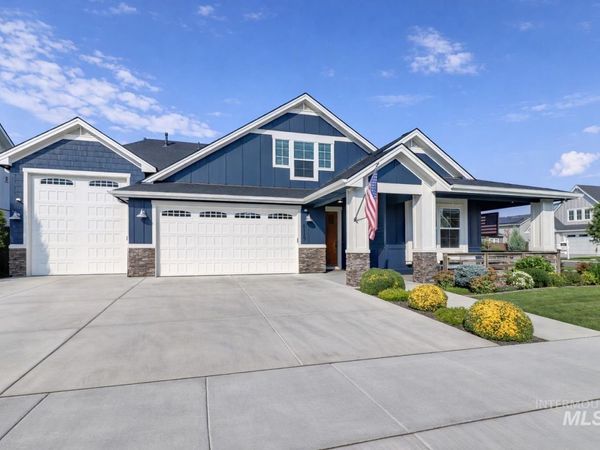 6119 N Farleigh Ave, Meridian, ID 83646