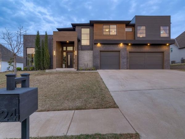 2924 Sandstone Ridge, Edmond, OK 73034