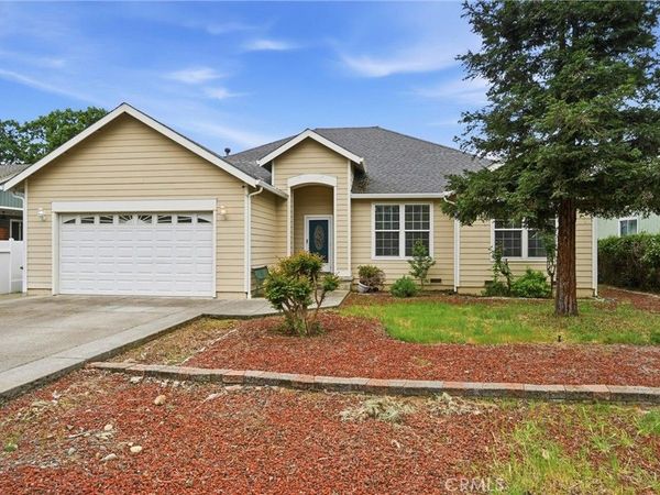 19611 Mountain Meadow S, Hidden Valley Lake, CA 95467