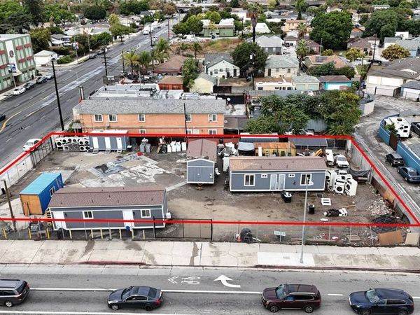 11936 S Central Avenue, Los Angeles, CA 90059