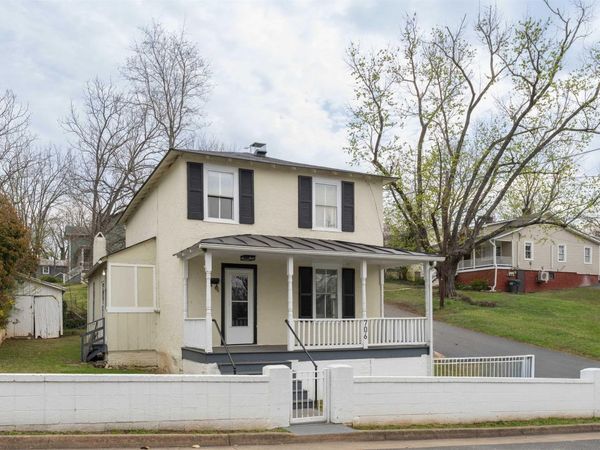 706 CASTALIA ST , Charlottesville, VA 22902