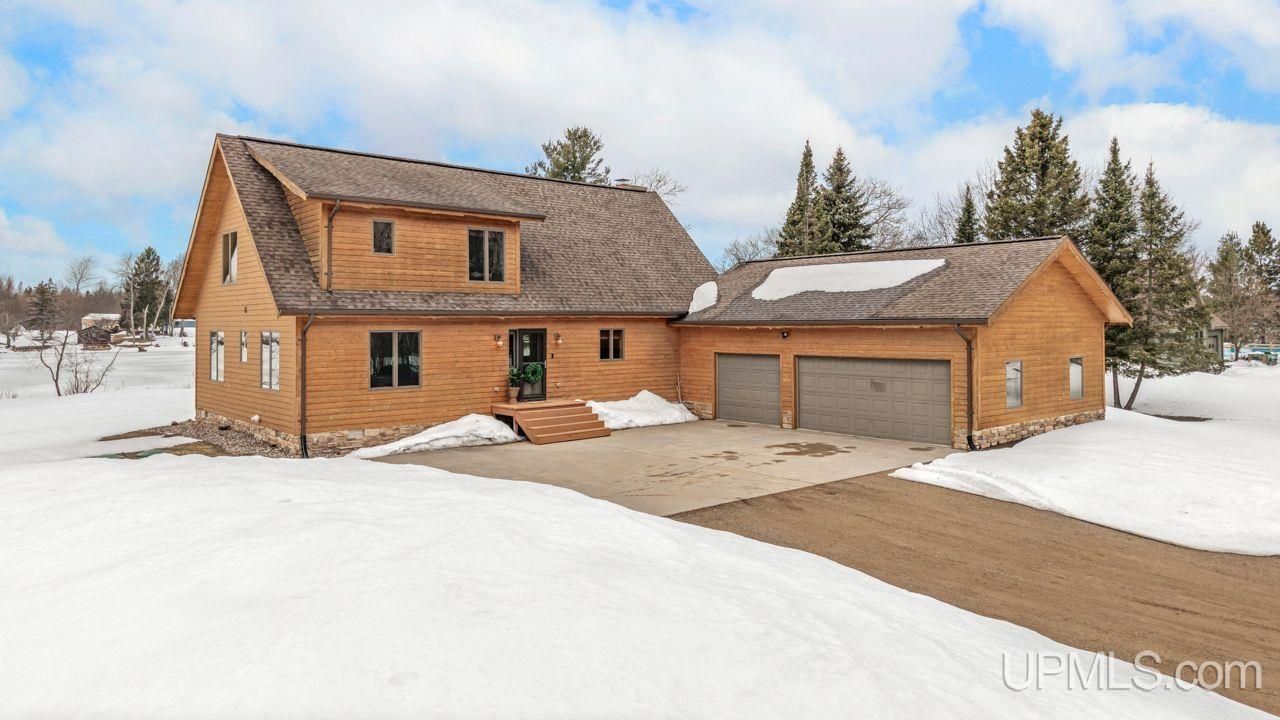 8397 U.6 Lane, Masonville Twp, MI 49878 Main Photo