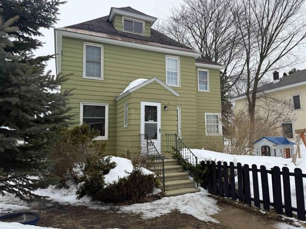 322 W Superior Street, Munising, MI 49862