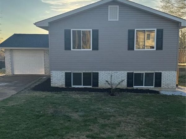 902 Glencoe, Park Hills, MO 63601