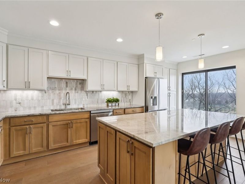 27500 Cedar Road, Unit 804, Beachwood, OH 44122 Photo 11