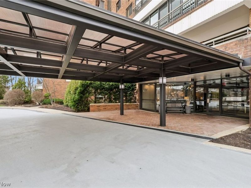 27500 Cedar Road, Unit 804, Beachwood, OH 44122 Photo 3