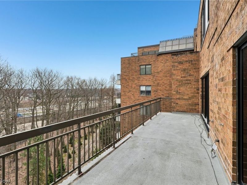 27500 Cedar Road, Unit 804, Beachwood, OH 44122 Photo 38