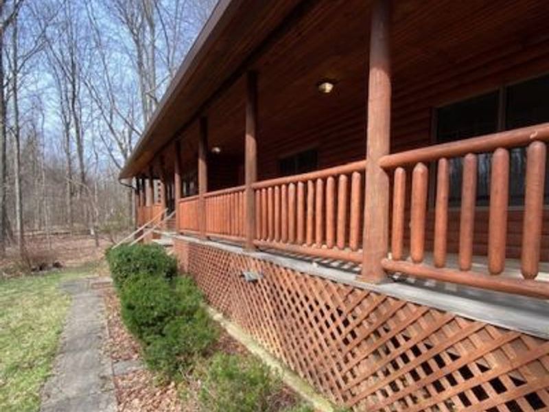 17575 Wing Road, Chagrin Falls, OH 44023 Photo 2