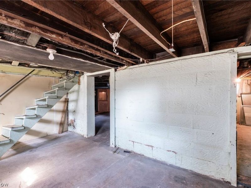 90 N Mahoning Avenue, Alliance, OH 44601 Photo 17