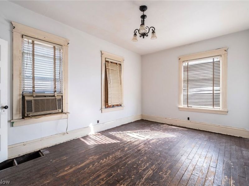 90 N Mahoning Avenue, Alliance, OH 44601 Photo 5