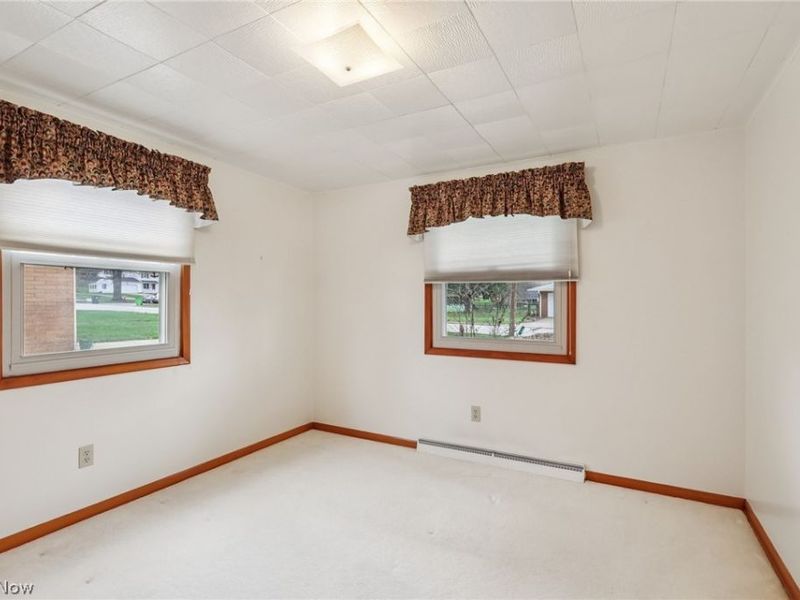 827 Summit Street SW, North Canton, OH 44720 Photo 11