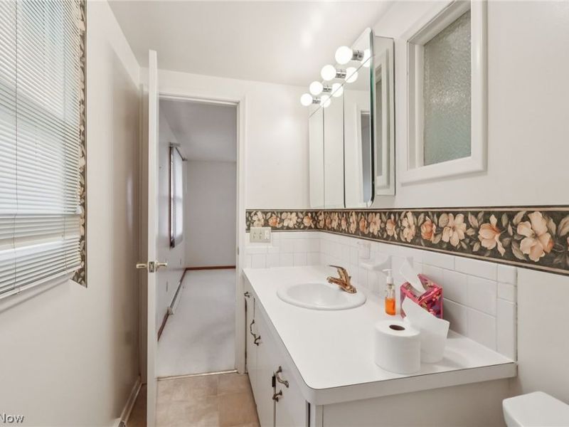 827 Summit Street SW, North Canton, OH 44720 Photo 29