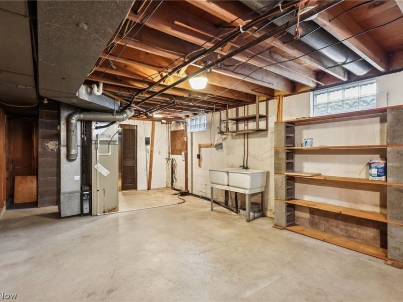 827 Summit Street SW, North Canton, OH 44720 Photo 30