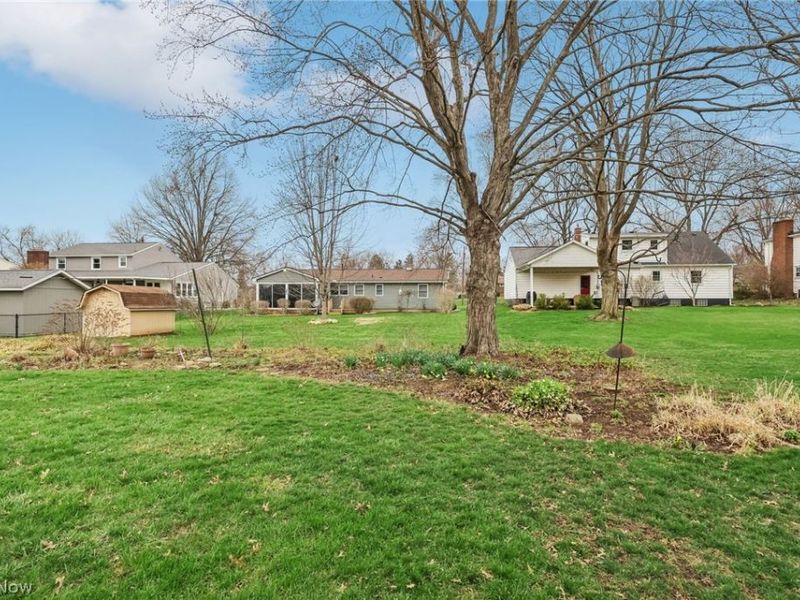 827 Summit Street SW, North Canton, OH 44720 Photo 34