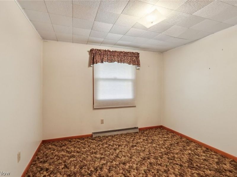 827 Summit Street SW, North Canton, OH 44720 Photo 9