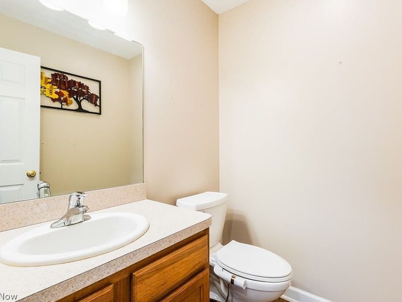 1718 Lockwood Oval, Twinsburg, OH 44087 Photo 13