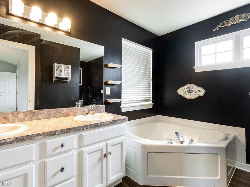 1718 Lockwood Oval, Twinsburg, OH 44087 Photo 18