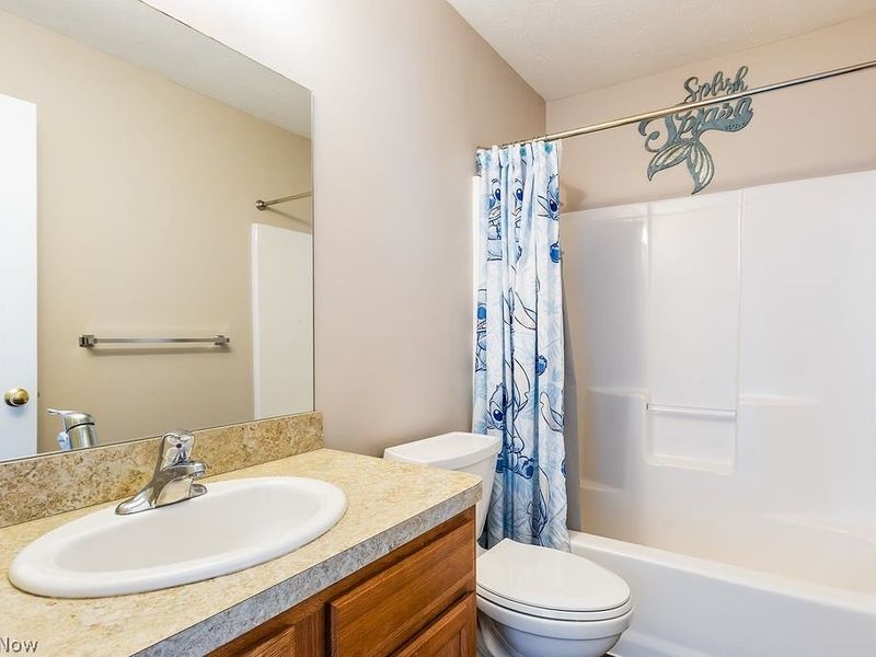 1718 Lockwood Oval, Twinsburg, OH 44087 Photo 22