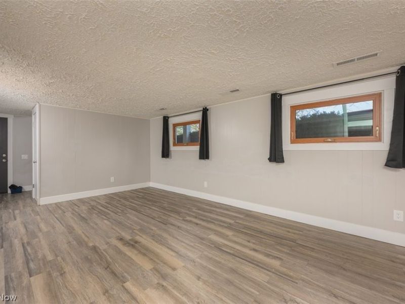 5210 Sibila Road NW, Canton, OH 44718 Photo 21