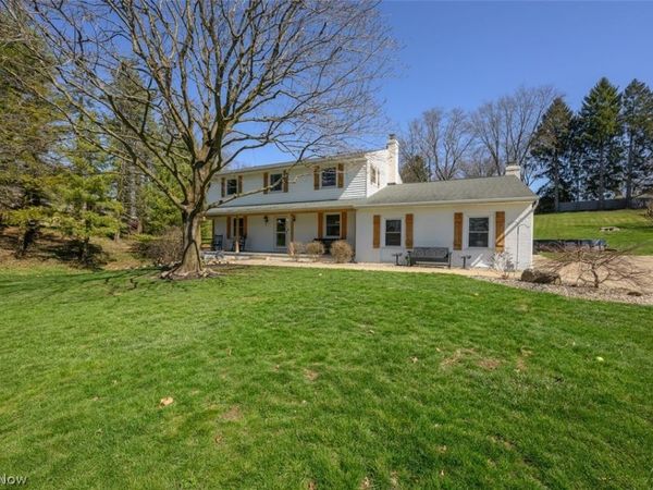 2108 Devonshire Drive NW, Canton, OH 44708