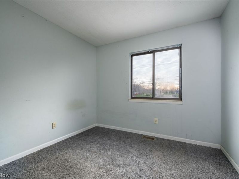 4250 Abbe Road, Sheffield Village, OH 44054 Photo 11