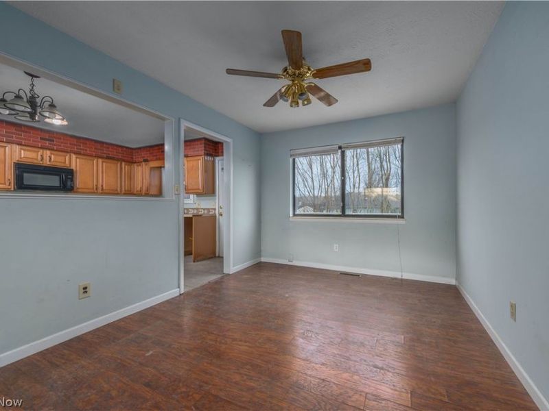 4250 Abbe Road, Sheffield Village, OH 44054 Photo 5