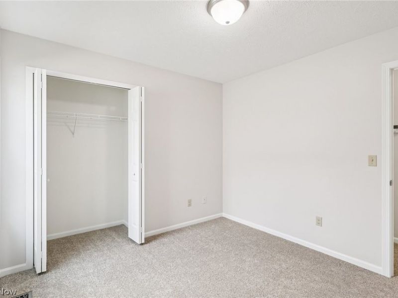 110 Carrington Court, Elyria, OH 44035 Photo 24