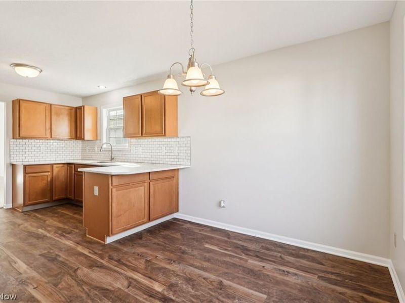 110 Carrington Court, Elyria, OH 44035 Photo 5