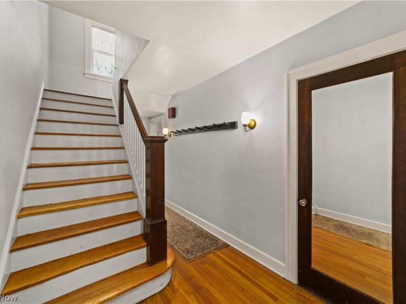 3031 E Derbyshire Road, Cleveland Heights, OH 44118 Photo 19