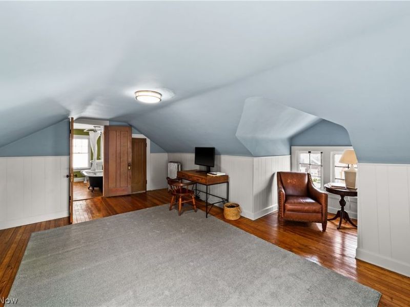 3031 E Derbyshire Road, Cleveland Heights, OH 44118 Photo 32