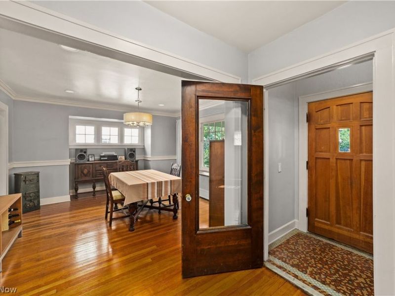 3031 E Derbyshire Road, Cleveland Heights, OH 44118 Photo 4