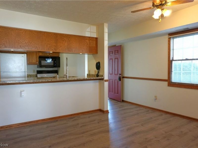 1820 Meadowland Drive, Brunswick, OH 44212 Photo 14