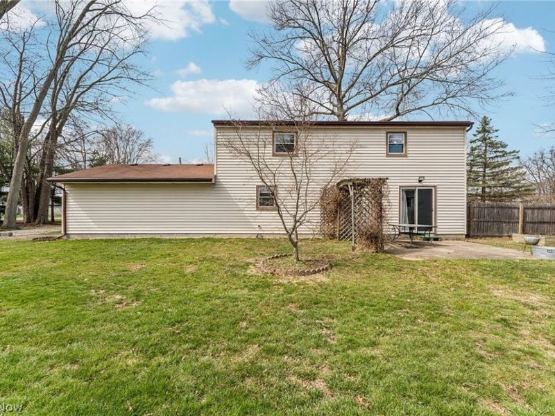 579 Robinwood Avenue, Sheffield Lake, OH 44054 Photo 26