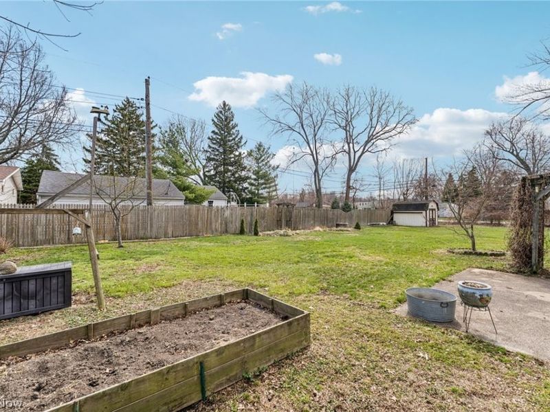 579 Robinwood Avenue, Sheffield Lake, OH 44054 Photo 29